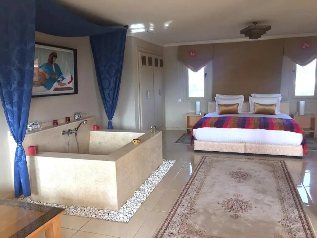 Deluxe Suite