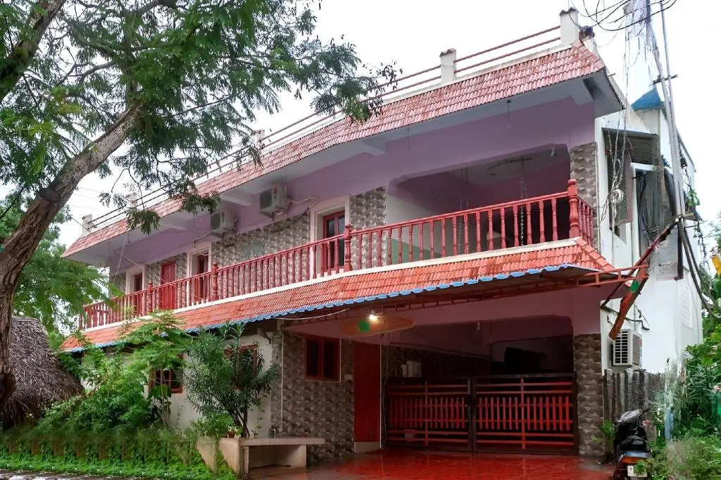 OYO 24053 Auro GP guest house