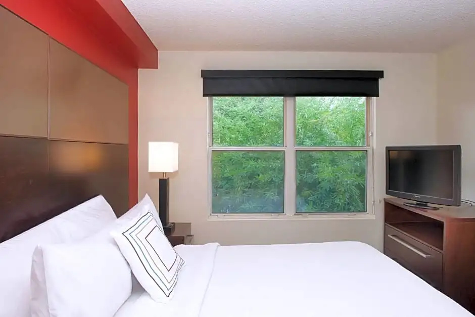 2 Bedrooms Quadruple Suite