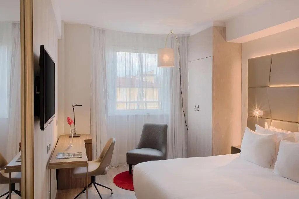 Superior Double room (full double bed)