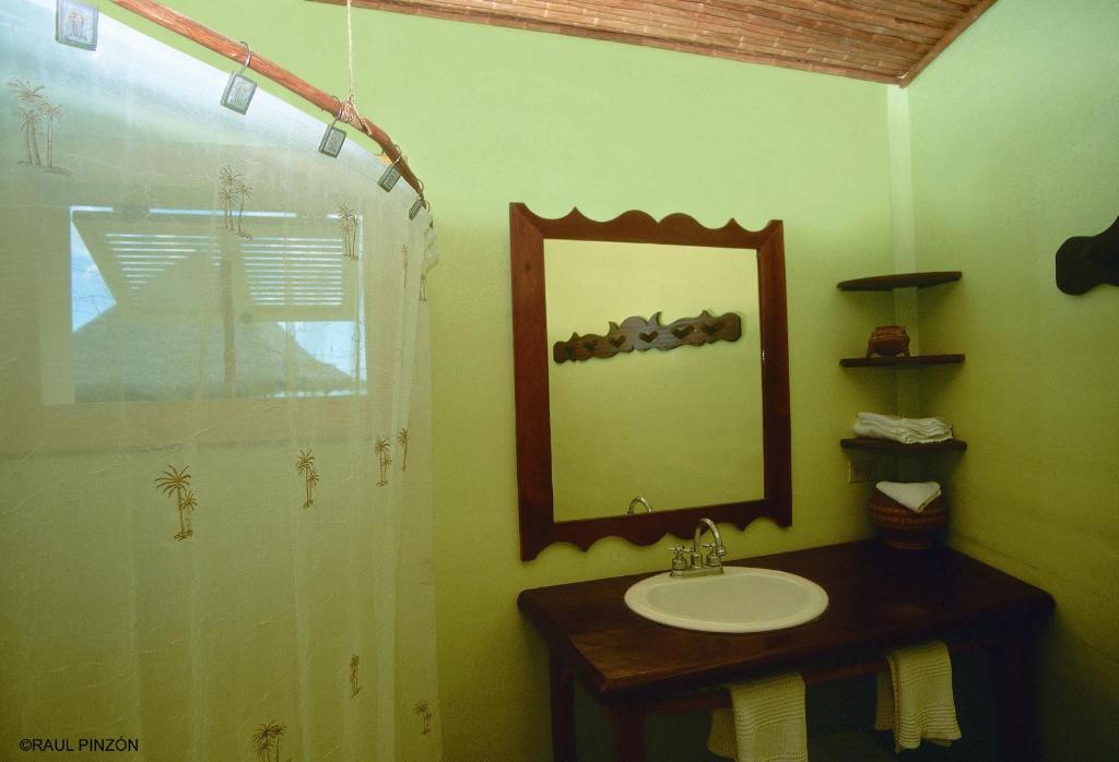 Punta Caracol acqua-lodge by null