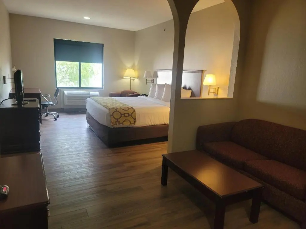 Double room (full double bed)
