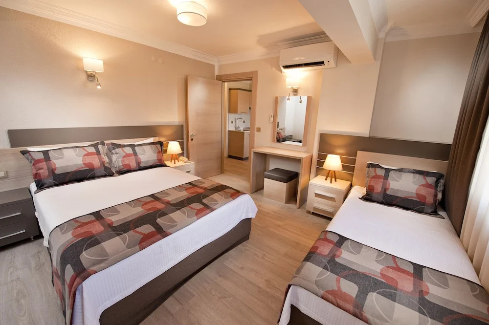 Deluxe Apartment