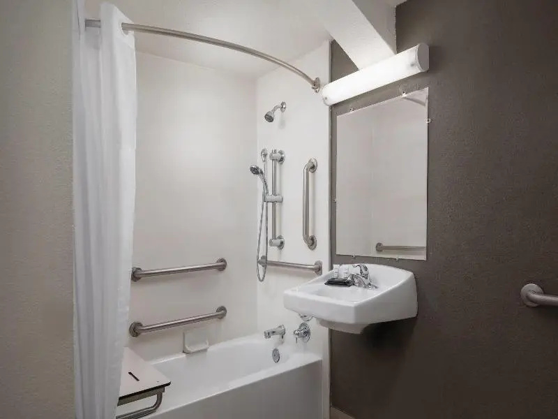 La Quinta Inn by Wyndham Omaha West - Chambres