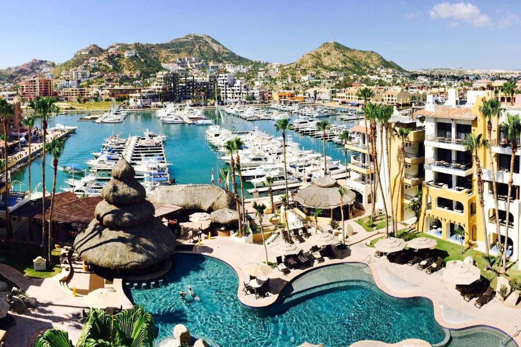 Апартаменты в Special Offer, Unbeatable Location - 2BR Suite