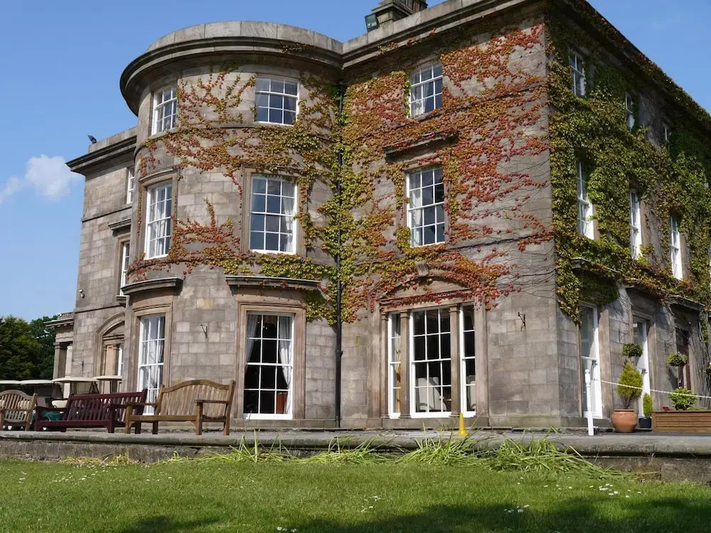 Shaw Hill Golf Resort & Spa Hotel