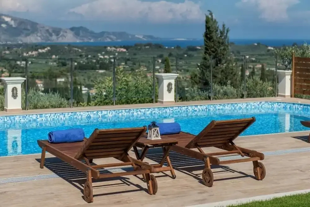 3 Bedrooms Villa