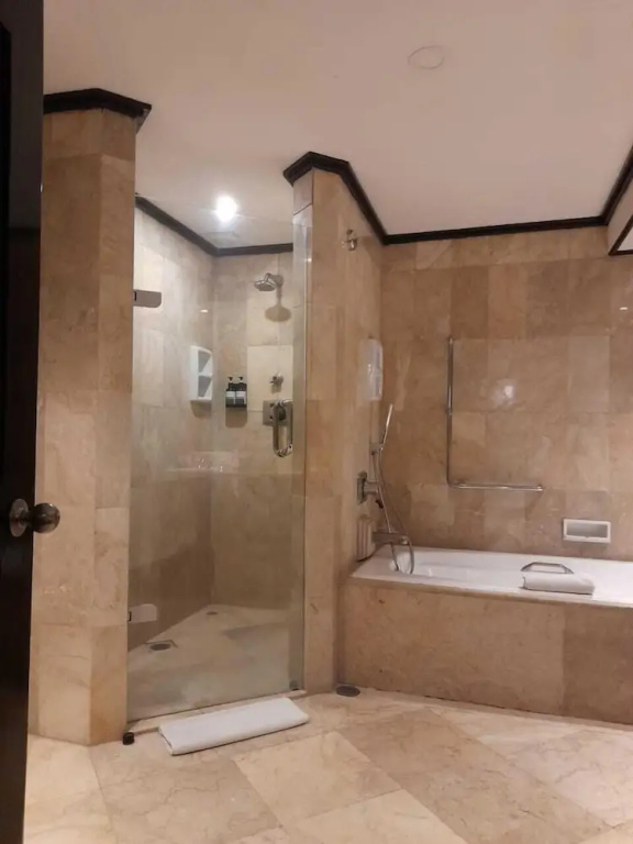 The Royal Beach Seminyak Bali - Chambres