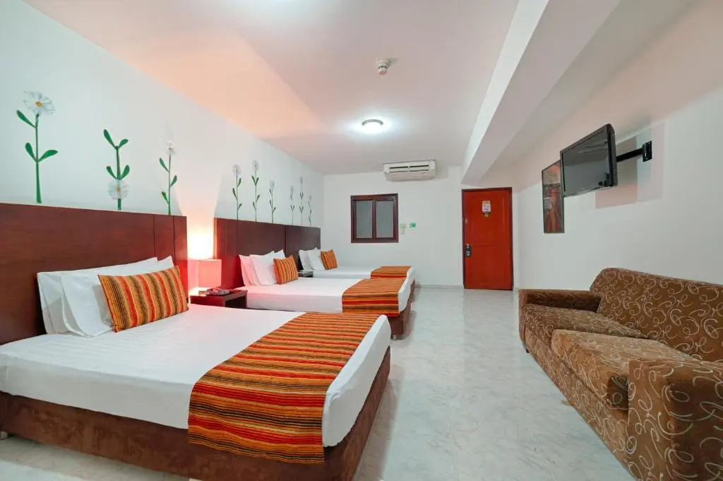 Standard Triple room