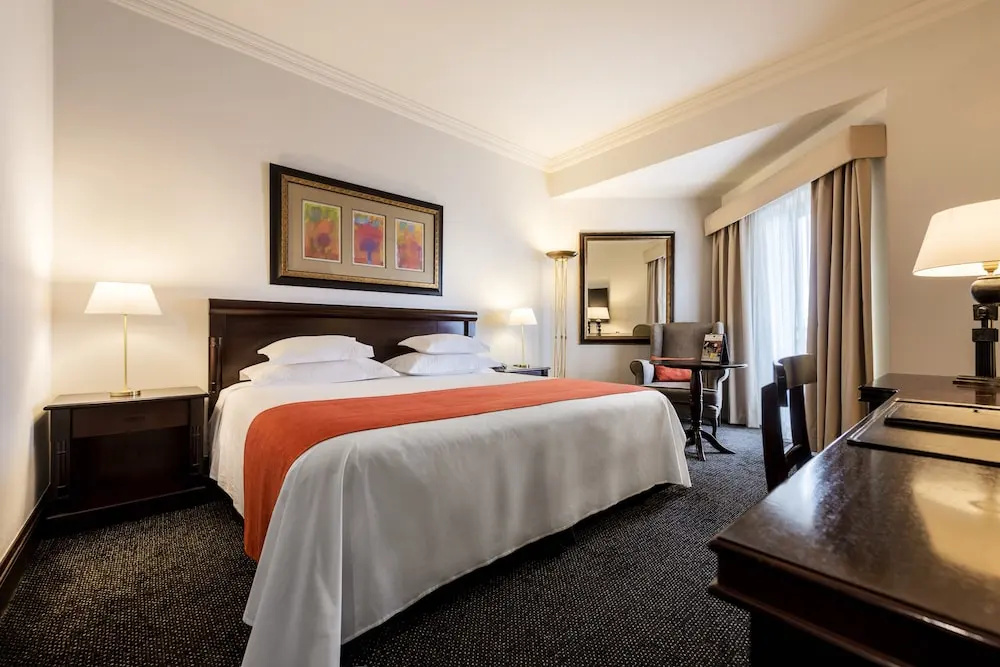 Suite with balcony