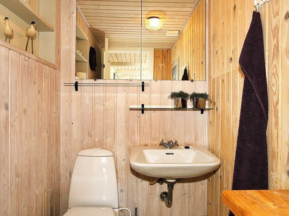 Rustic Holiday Home in Hadsund With Garden - фото 11