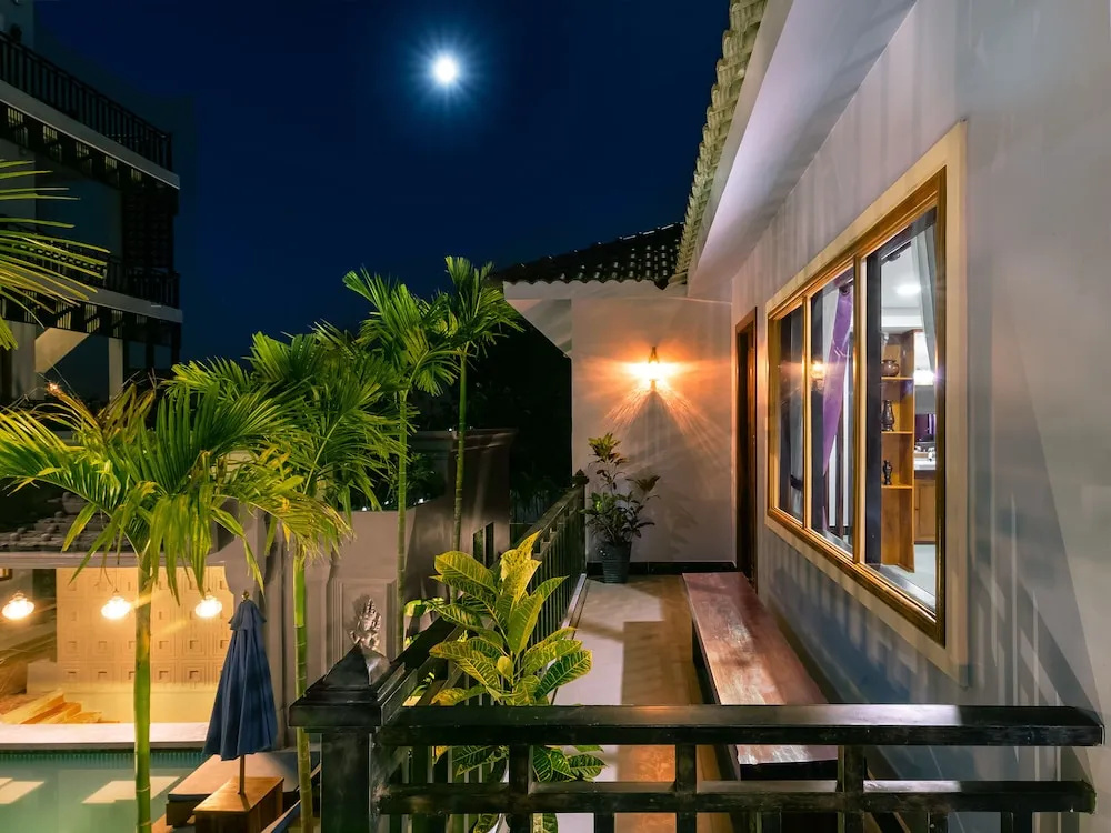Deluxe Double room with pool view (twin beds)