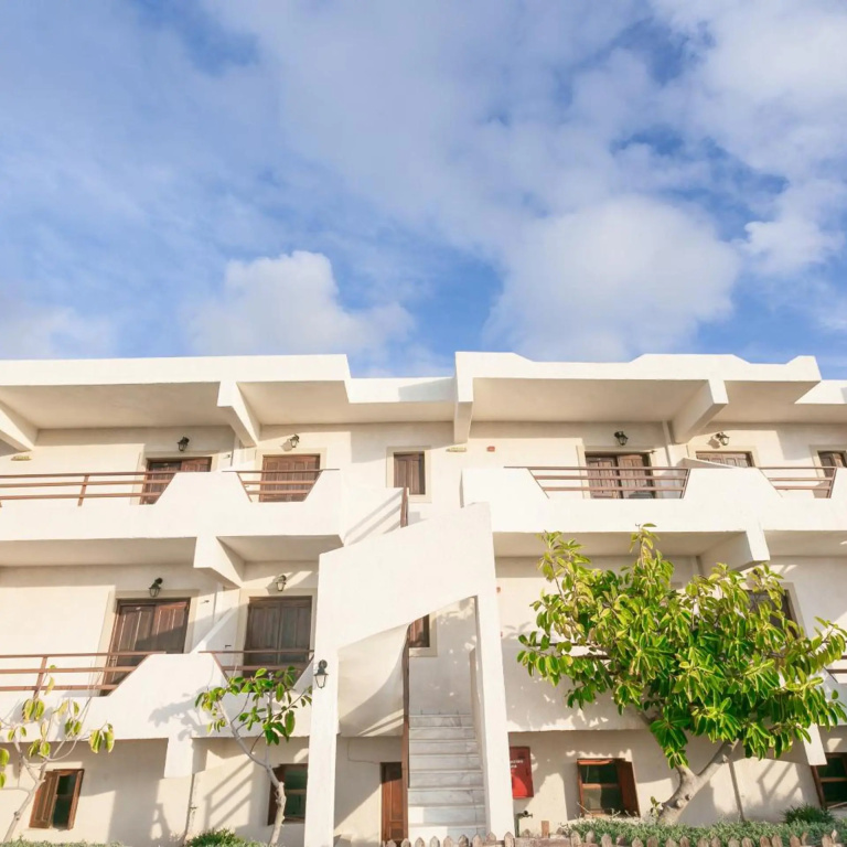 Yiannis Ηotel