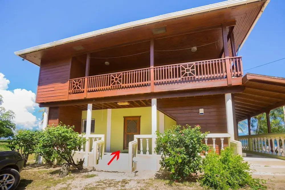 Roatan Ocean View - Ground Floor 2 Bedroom Apts
