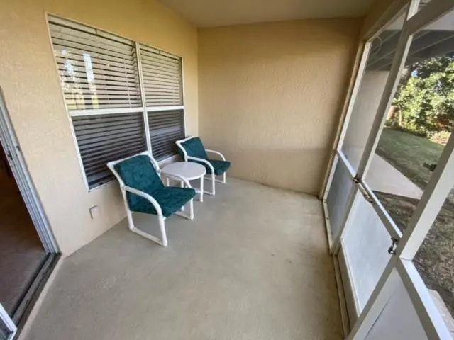 2456SAB - 2-story golf front condo!