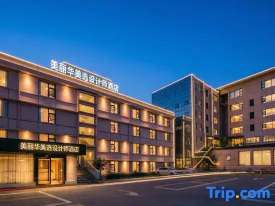 Designer's Hotel of Grace and Elegance