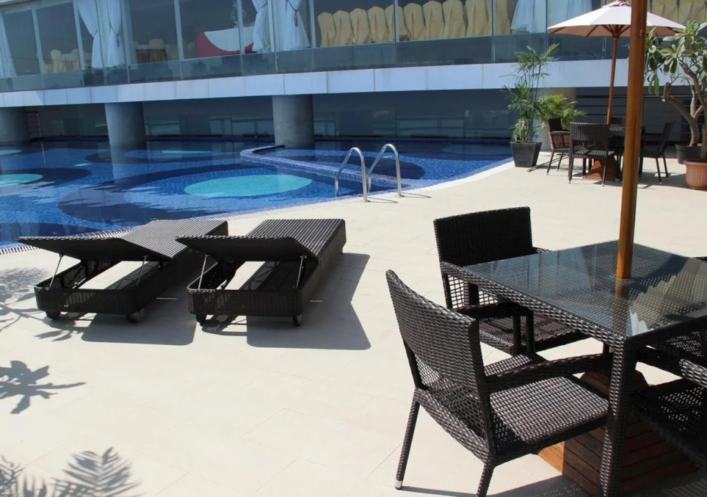 Hariston Hotel & Suites - 4