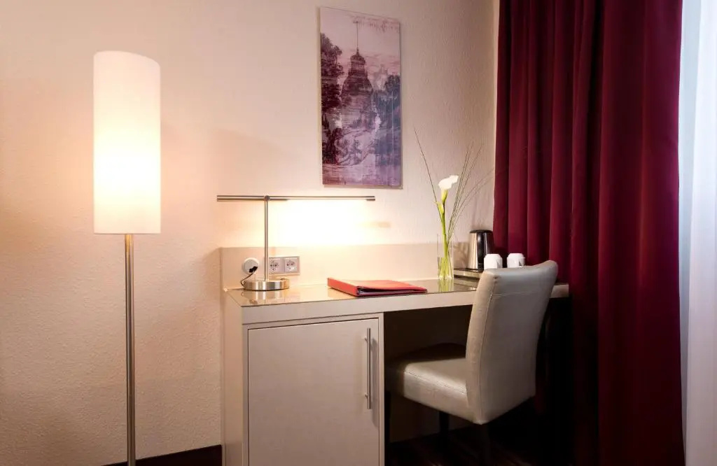 Leonardo Hotel Koeln - Chambres