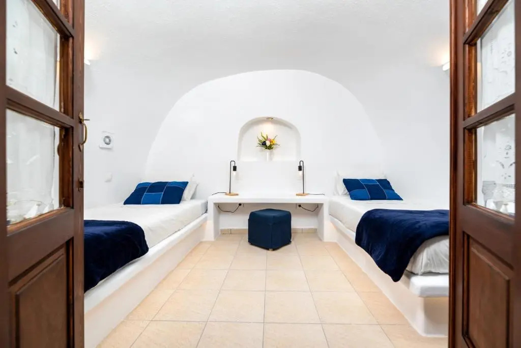 Iridanos Cave House - Chambres