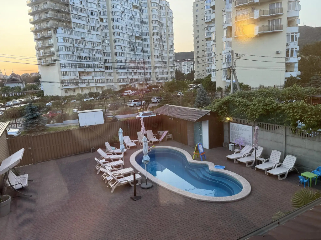 Hotel photo 12