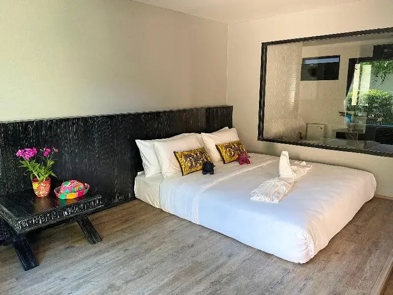 Deluxe Double room with balcony (full double bed)