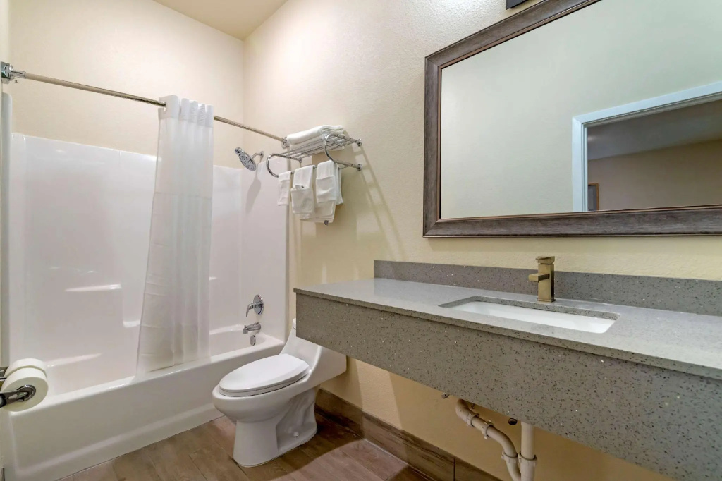 Quadruple Suite