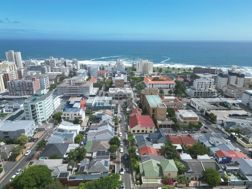 Sea Point Lifestyle Lodge
