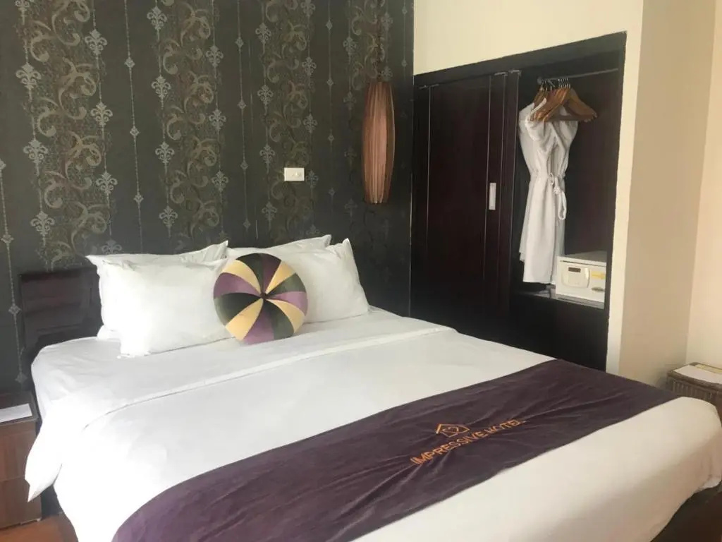Deluxe Double room with balcony (full double bed)