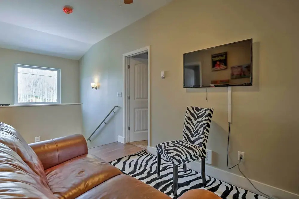 30 Mi to Crested Butte: Dog-friendly Home By River — фото 3