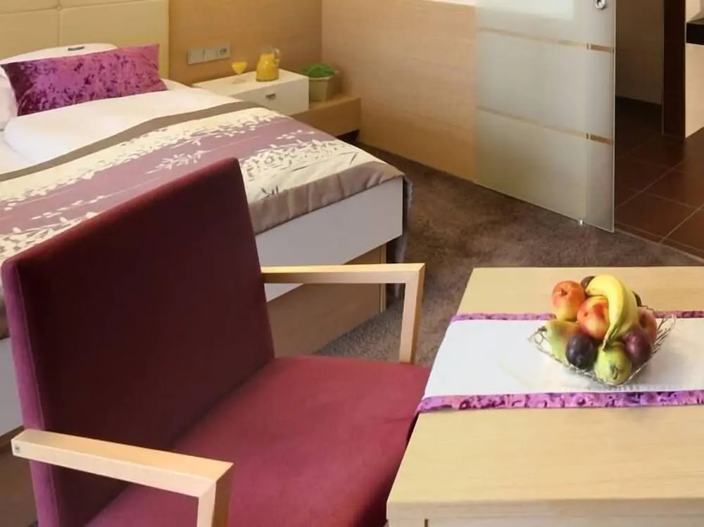 1 Bedroom Superior Double room with balcony (full double bed)