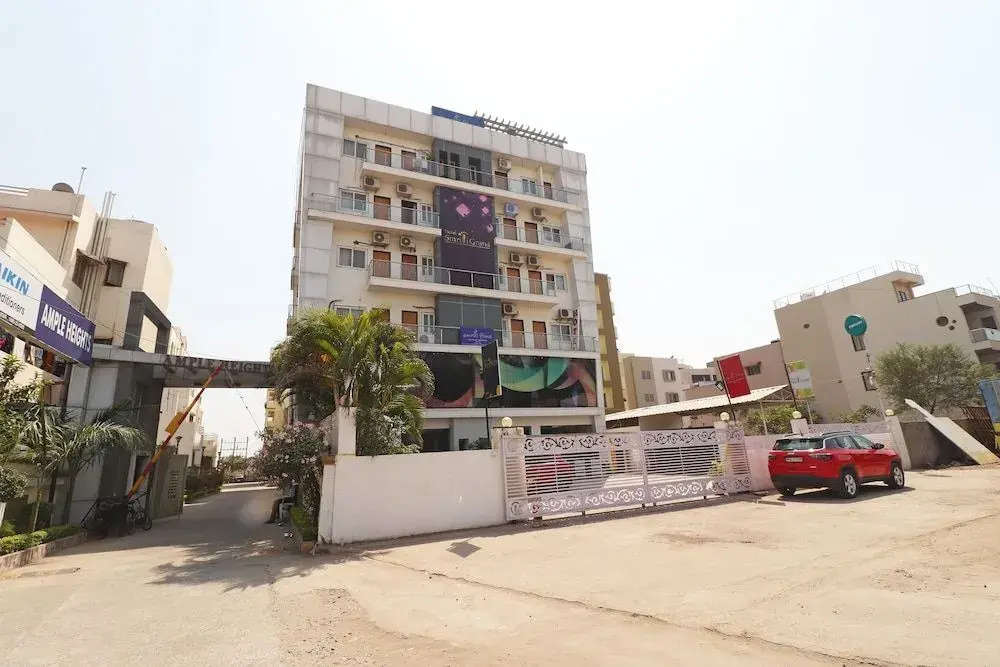 Oyo 6448 Hotel Smriti Grand