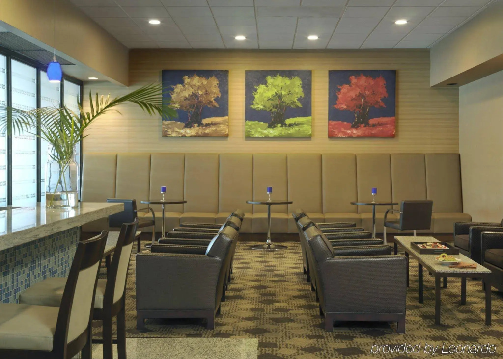 DoubleTree by Hilton St. Louis - Westport - Général