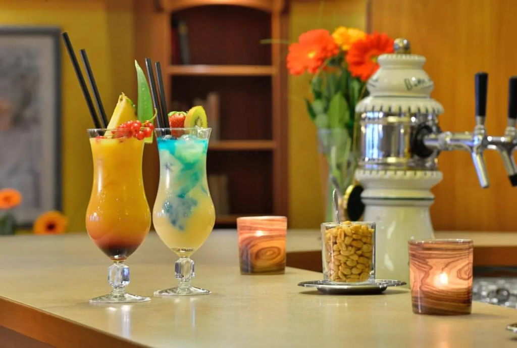 Hotel photo 12