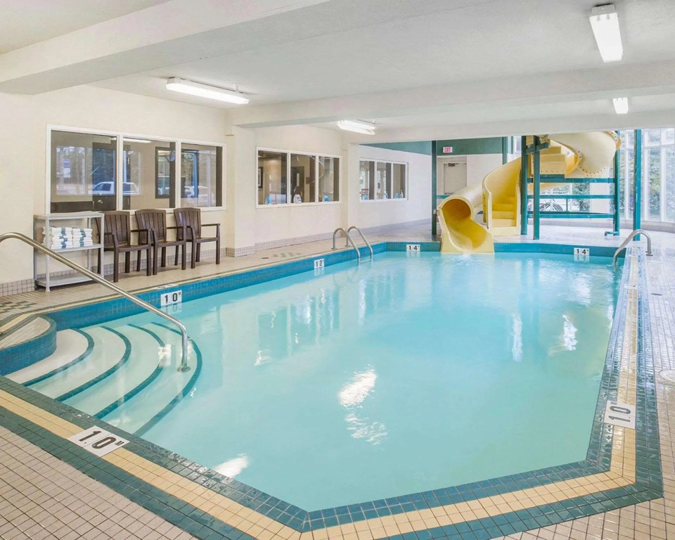 Comfort Inn & Suites University - 3
