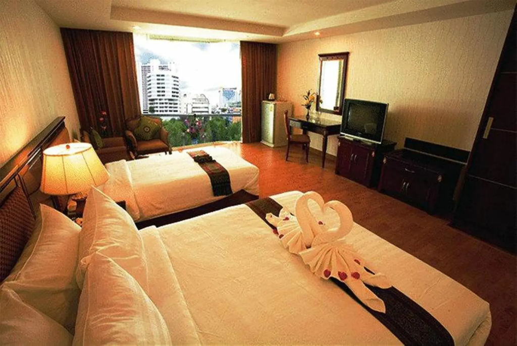 Отель Nana Hiso Hotel в Бангкоке
