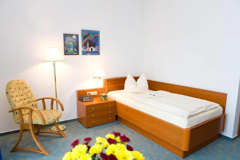 Standard Single room
