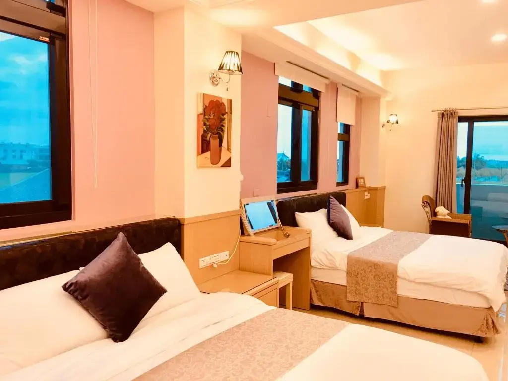 Superior Quadruple room