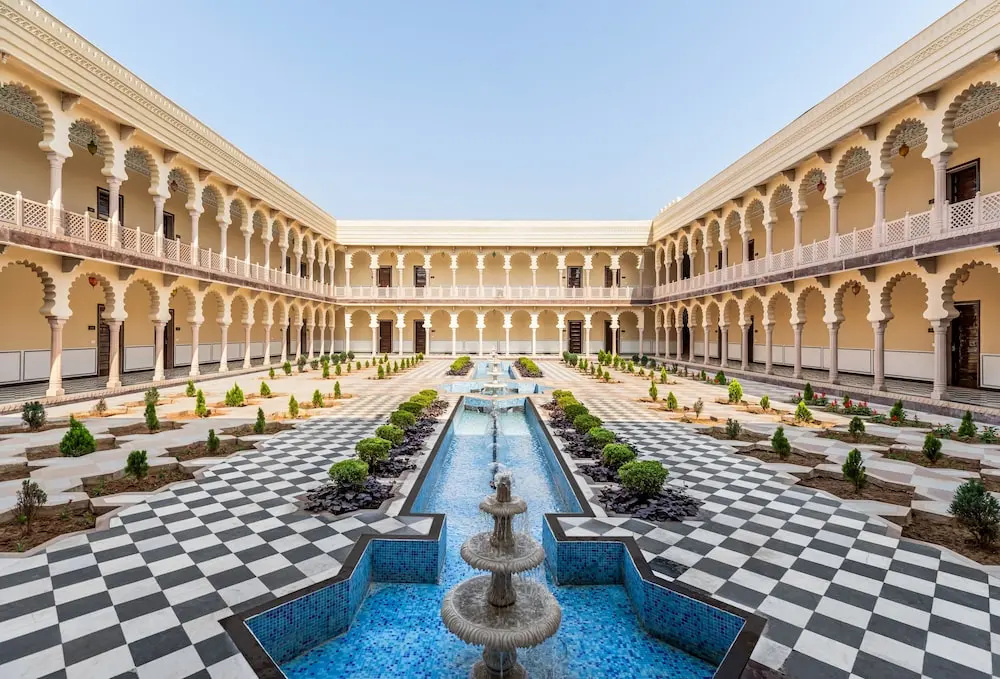 Kesarbagh Palace