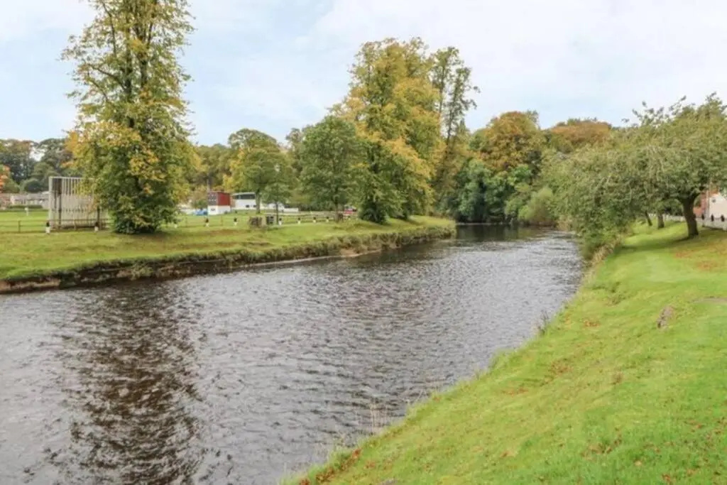 1 Friary Cottage