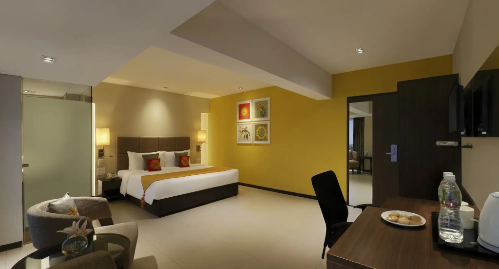 Grand Mercure Vadodara Surya Palace Hotel - фото 30