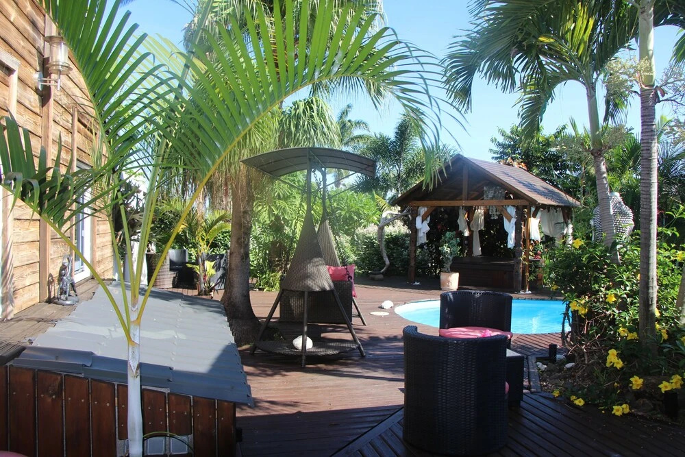 Beach & Waterfront
