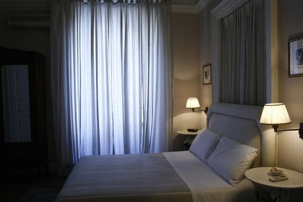 Standard Double room with balcony (full double bed)