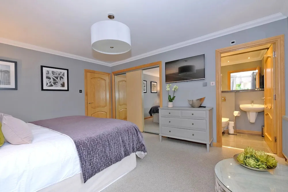 Stunning Family Home in Cults, Aberdeen