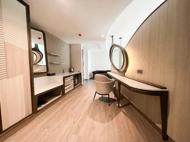 Amethyst Executive Double room (full double bed)