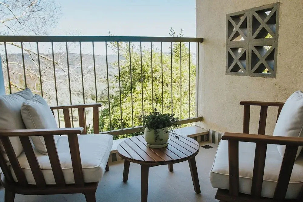 Deluxe Suite with balcony and with mountain view