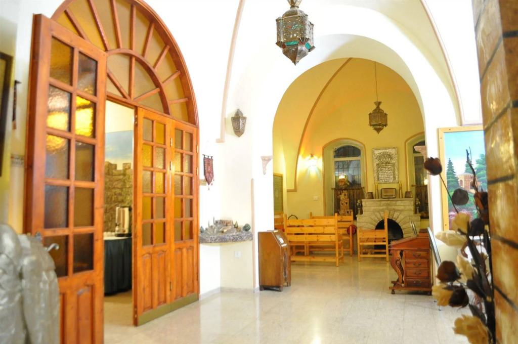 Azzahra Hotel & Restaurant by null