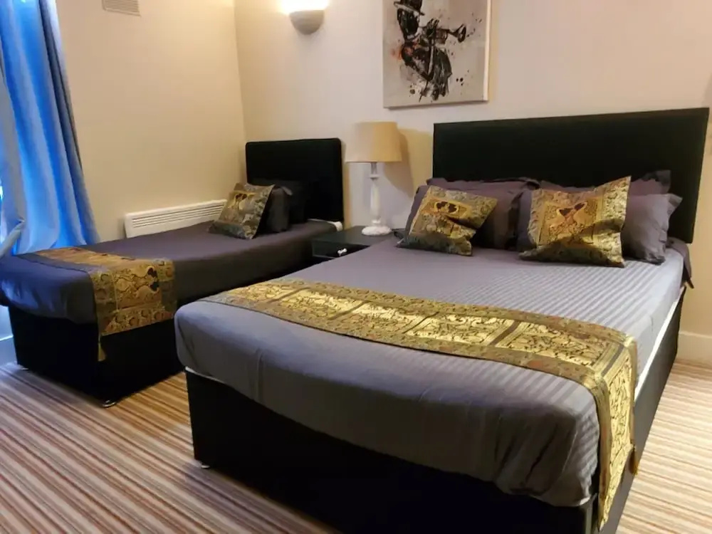 Deluxe Triple room