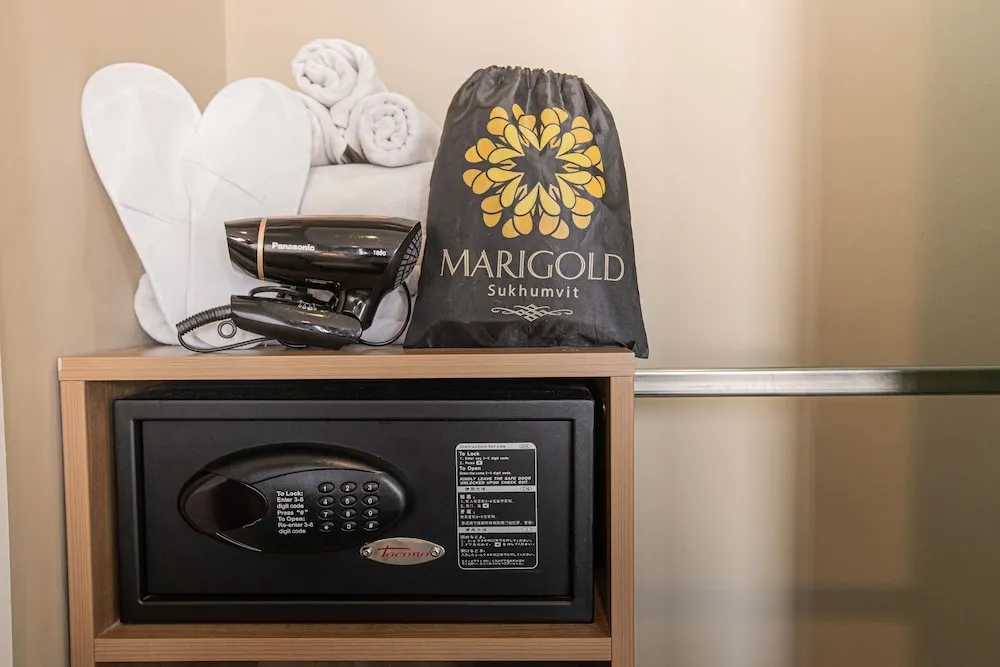 標準雙人房，配有大床