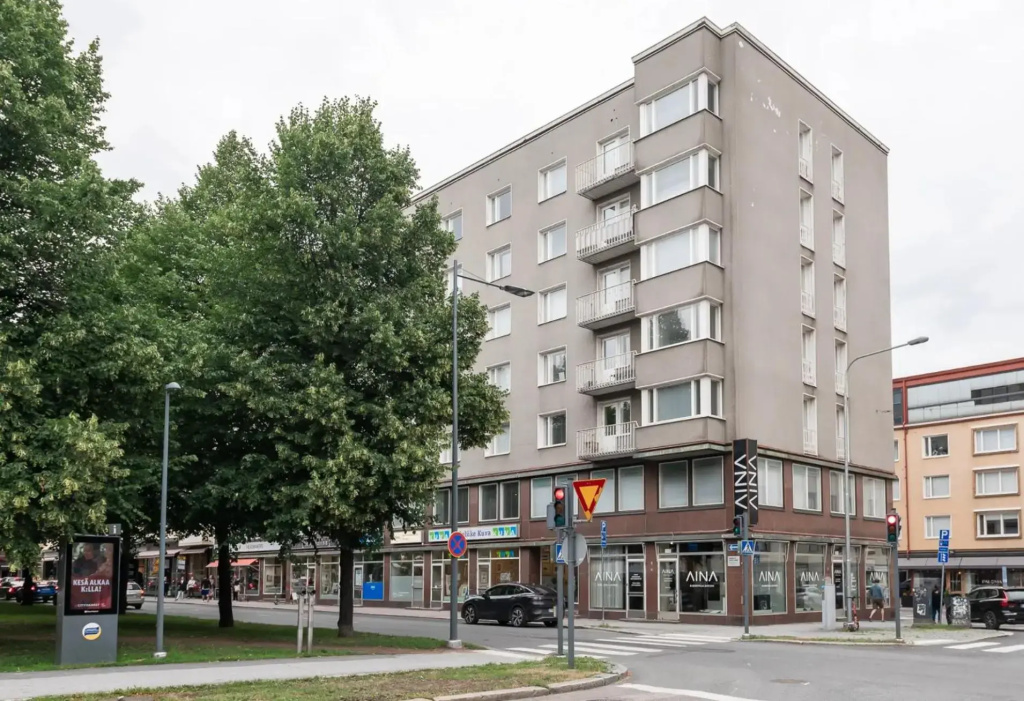 Perheasunto keskustassa