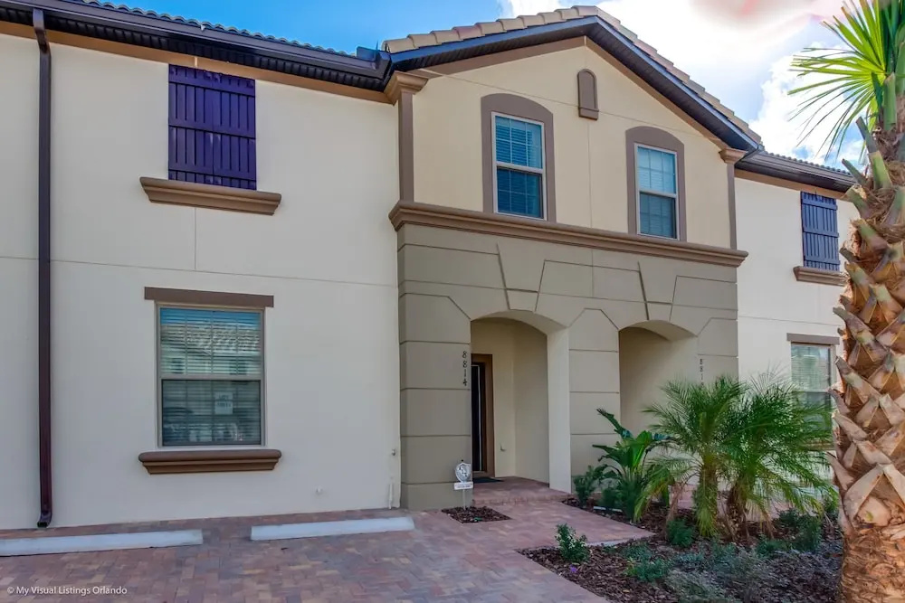 4bed 3Ba Home With Pool at Windsor